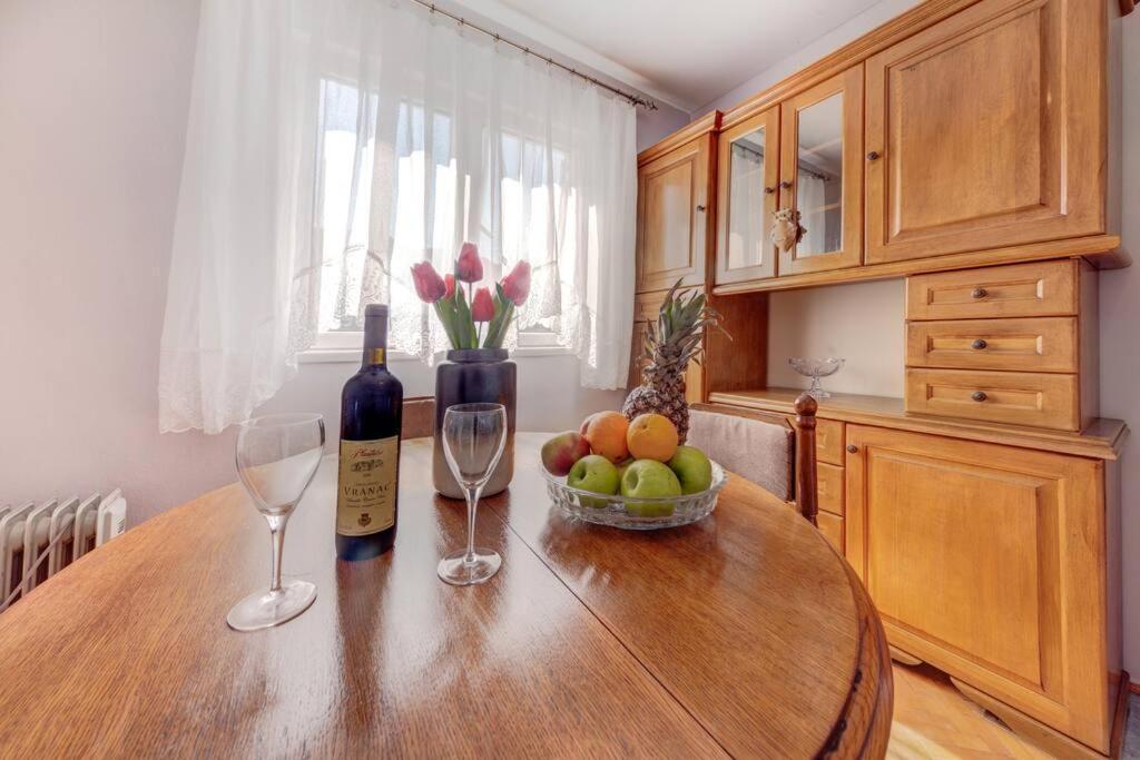 Sailor'S Knot Apartment - Central And Amazing Sea View Cattaro Esterno foto